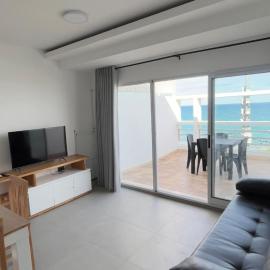 Departamento Frente al Mar en pleno centro con parrilla privada 1