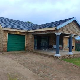 Ikhutseng Guesthouse: Graskop şehrinde bir otel