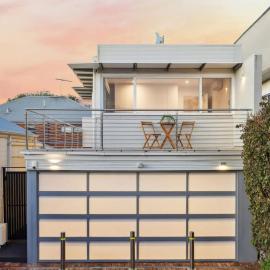 Wray House – Spacious Modern Fremantle Stay, hotelli kohteessa Fremantle
