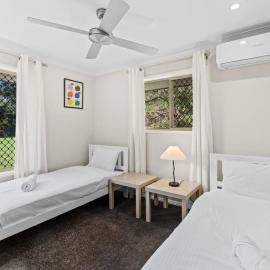Cozy and Spacious 2-Bedroom Retreat Capalaba