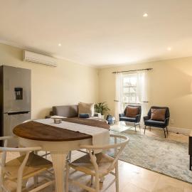 Paradyskloof Spacious Apartment