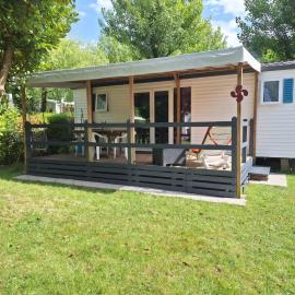 Location Mobil-home Camping 3 étoiles St-Jean-Pied-de-Port Pays Basque, hotel in Ascarat
