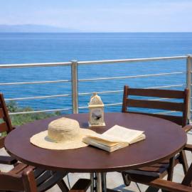 Panorama Beach, hotel in Chrani