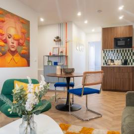 Suite Chic & Confort Votre Parenthèse Idéale, hotel v destinaci Cergy