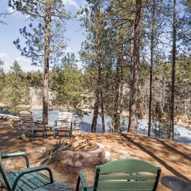 Beaver Lake Pond & Pines Cabin
