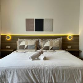Val d'Or 3BR - Garden & Beach Access
