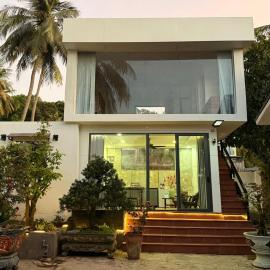 Peaceful Hilltop Duplex Central Phu Quoc