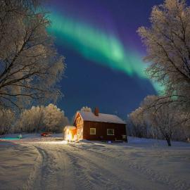 Aurora Lodge