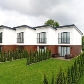 Geräumiges Ferienhaus in Damp in Strandnähe
