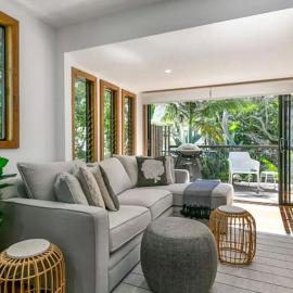Tropical Escape a Sunshine Beach Retreat