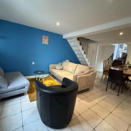 Maison familiale au calme, proche du centre
