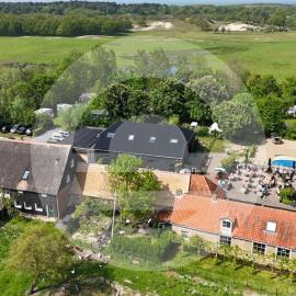 House 6 p. K. Emmaw. 26 Vrouwenpolder O, hotel in Vrouwenpolder