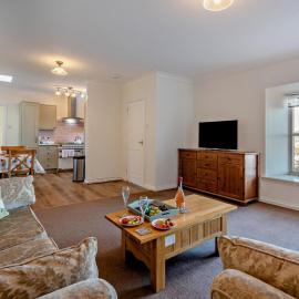 2 Bed in Biggar oc-95516, khách sạn ở Biggar