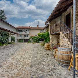 Apartma pri Cesarjevih