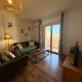 Appartement T3 plein centre bord de mer