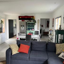 Chalet de l'huine , pole europeen, circuit 24 du Mans, viešbutis mieste Yvré-lʼÉvêque