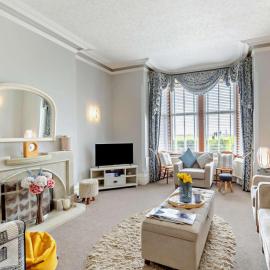 2 Bed in Lytham St. Annes oc-94212