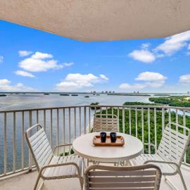 Lovers Key Resort 901