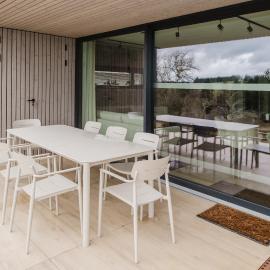 Nature Lake Village – Villa n°17 – 8 personnes avec jacuzzi, hotell i Bullange