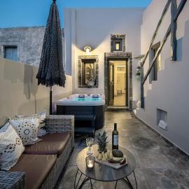 Summer vibes holiday home with Jacuzzi