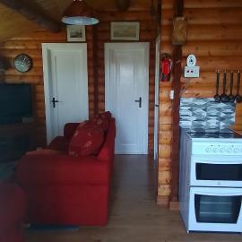 Hamishs log cabin, hotel in Blaenau-Ffestiniog