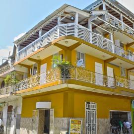 Master Universel Hotel Bar Restaurant, hotelli kohteessa Cap-Haïtien