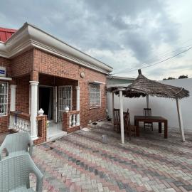 Amadeus Furnished house, hotel i Brazzaville