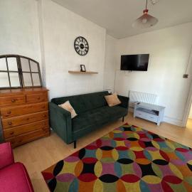 Stunning 1 bed flat in Newport-F3 โรงแรมในนิวพอร์ต