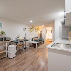 Comfy Private Basement- Scarborough, hotel in Toronto