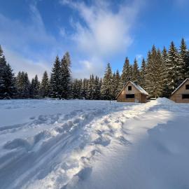 Pod Horou a za Potokom, Podbanské, hotel in Pribylina