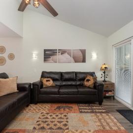 Meadow Ridge Court 20 Unit 13, hotel en Fraser