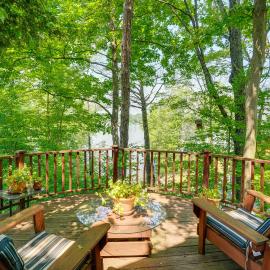 Treehouse Sanctuary Nature Retreat