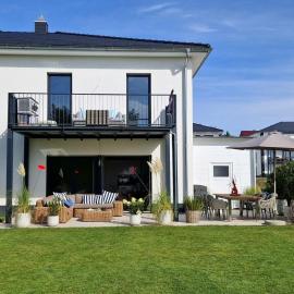 Ferienhaus Goitzschesee direkt in erster Reihe mit Kamin & Goitzsche Seeblick, hotel a Pouch