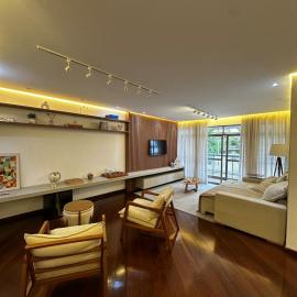 Apartamento com garagem no centro