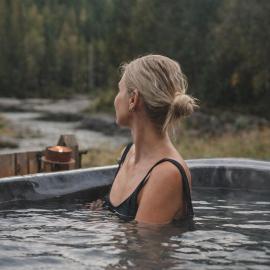 Ådalsvollen Retreat -Go Wild for a While, Private Nature Getaway, hotel u gradu 'Verdal'