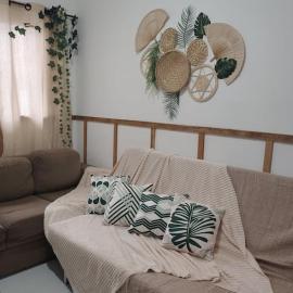 Casa aconchegante com hidro aquecida para até 10 pessoas, lado praia de Itanhaém, hotel in Itanhaém