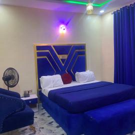Elu में, होटल Bluespring luxury hotel