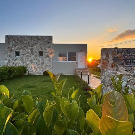 Stone and Sea Kos Retreat Serenity- Modern stone villa, hotel di (( Kermetés ))