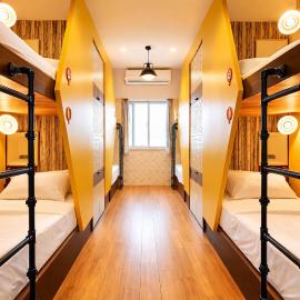 Hive BnB 蜂巢膠囊旅店 - 花蓮火車站旁背包客青旅 - 步行5分鐘, hotell i Hualien City