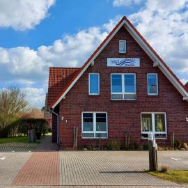 Pension Blaue Nordseewelle, hotel in Neuharlingersiel