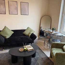Newly Renovated Flat - Fast Links to Central London