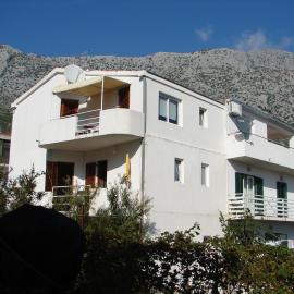 Apartments Vrtina