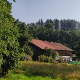 Ferienwohnung Waldrandlage zum Voithenberg, hotel a Furth im Wald
