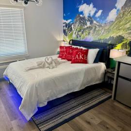 Near Airport, Hospital, MidTown, 58 TV - Apt 254