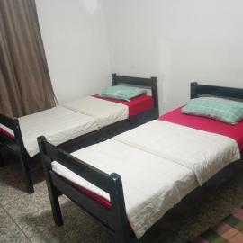 Hotel Pousada na Br 040, hotell i Valparaíso de Goiás