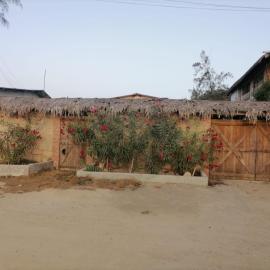 Casa a una cuadra de la playa Punta Barandua PIQUEROS, hotel a Santa Elena