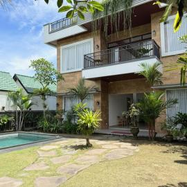 Villa Omah Oksusama