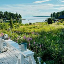 Archipelago Home With Guest House Near Skärså, готель у місті Седергамн