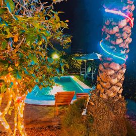 Hostal White beach, hotel in Paraguachi
