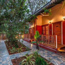 Woods & Bricks Cottage by VEO - Part of StayVista, hotel in Bangalore